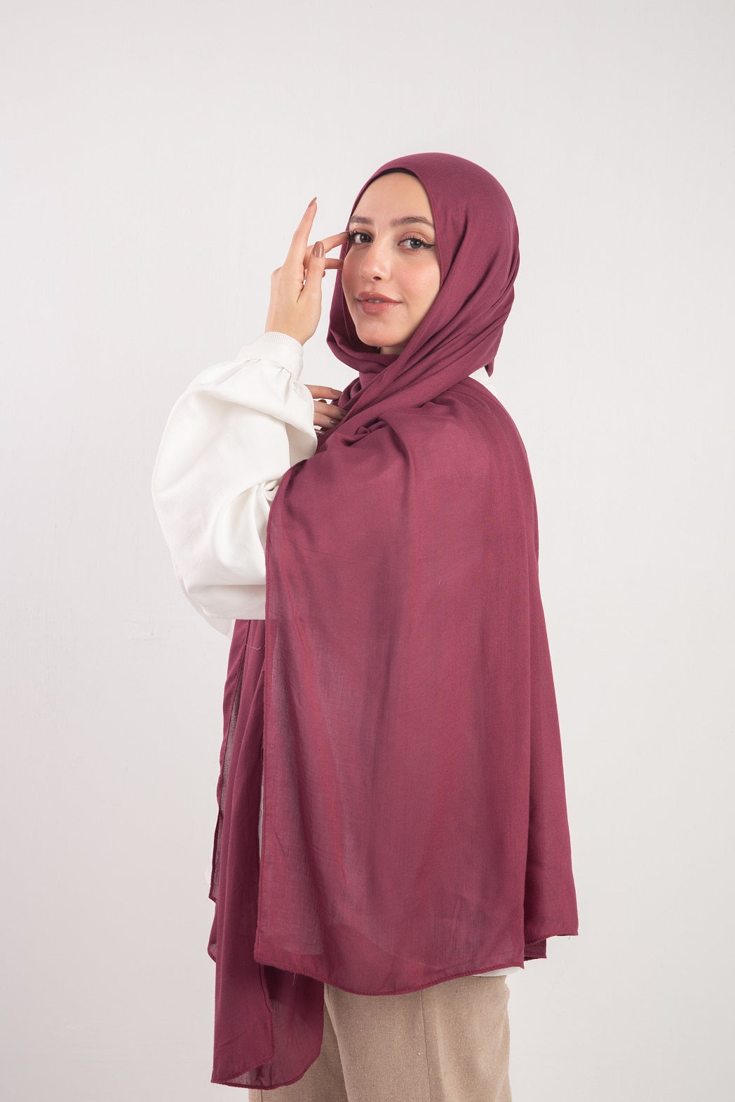 Everyday Modal Hijab-  Dusty Maroon