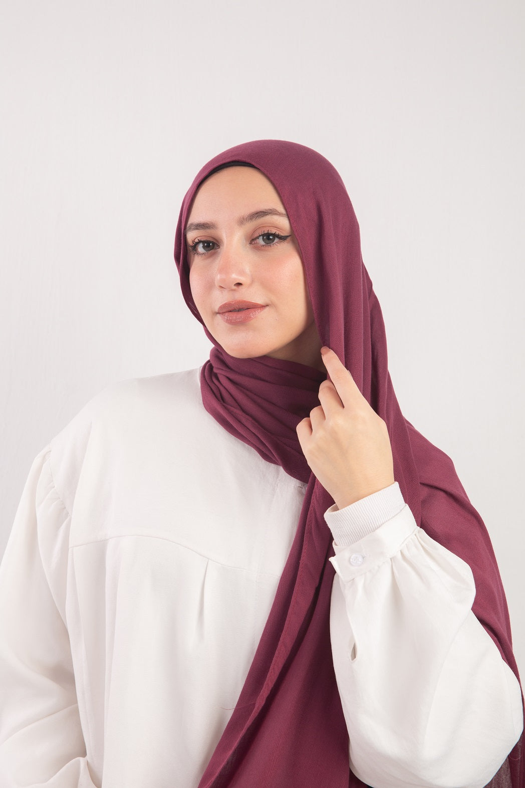 Everyday Modal Hijab-  Dusty Maroon