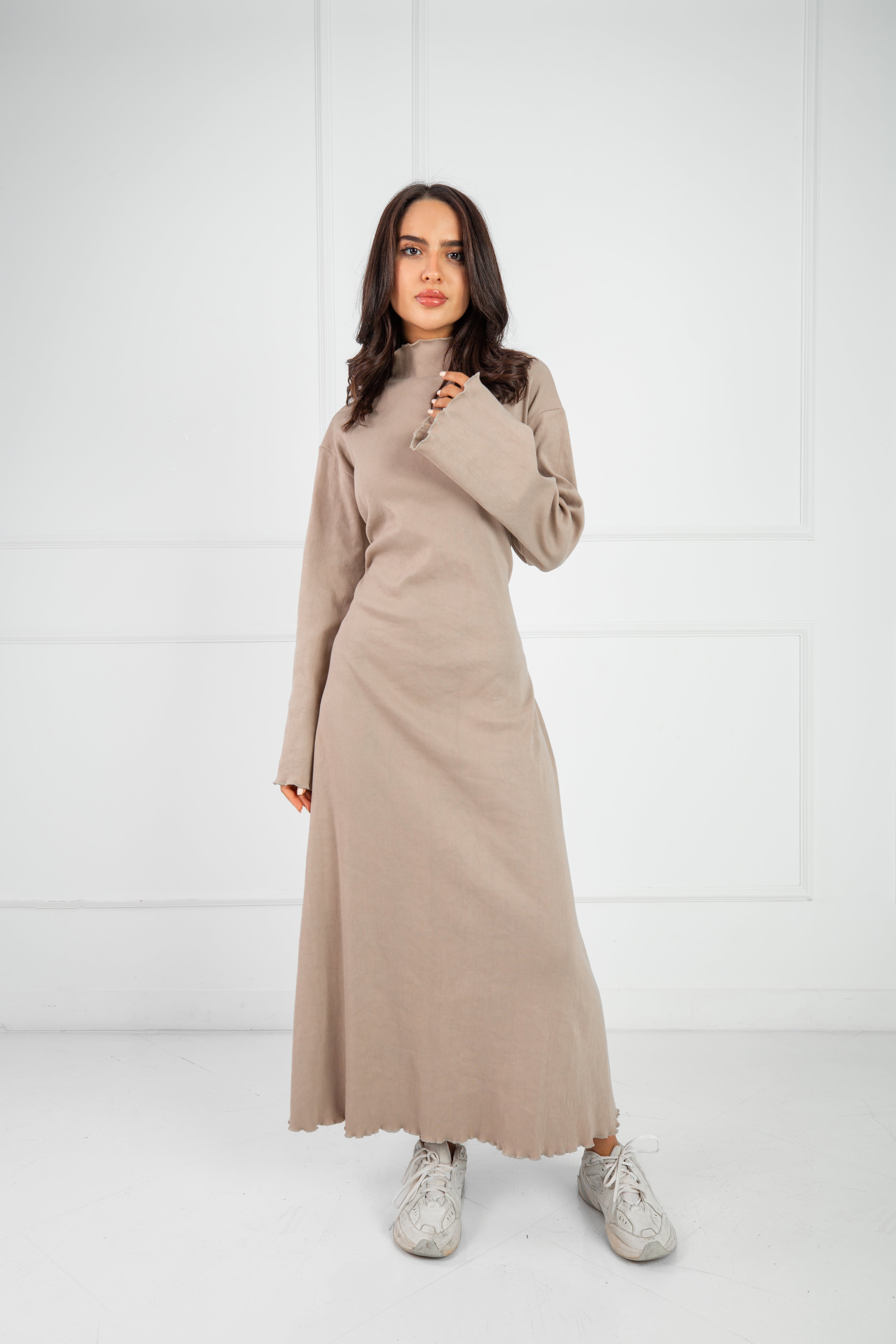 Shapely Dress - Beige