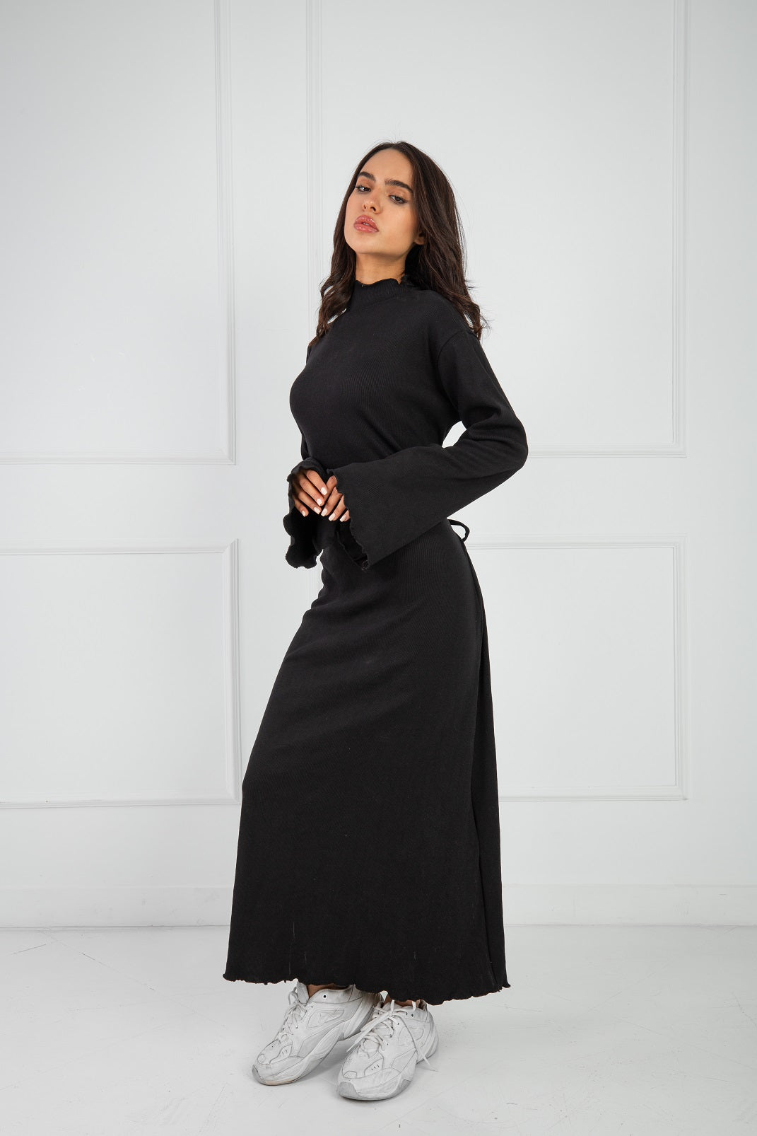 Shapely Dress - Black